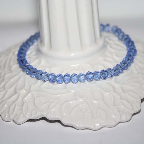 Beautiful Blue Crystal Bracelet - Picture 4 of 4